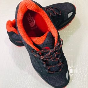 North face lightweight shoes NEW